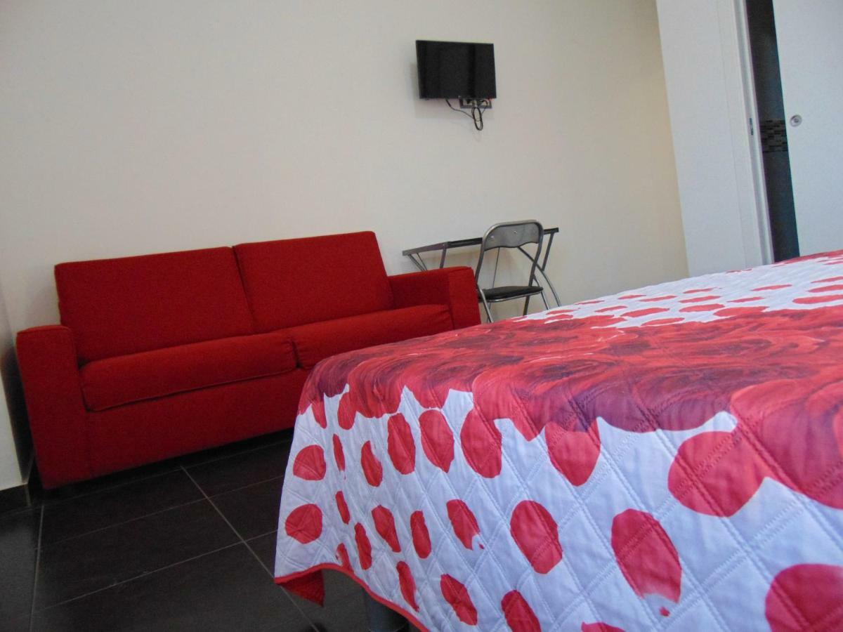 B&B Etna'S Tourist Catania Exterior photo